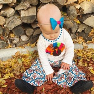 Adorable turkey thanksgiving outfit!